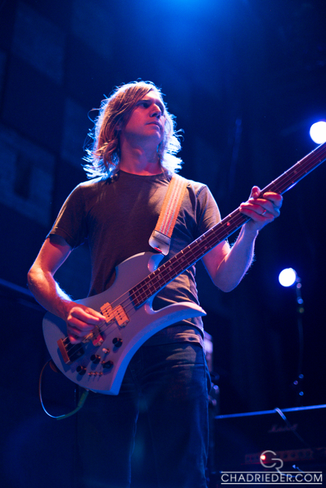 Kurt Vile bass
