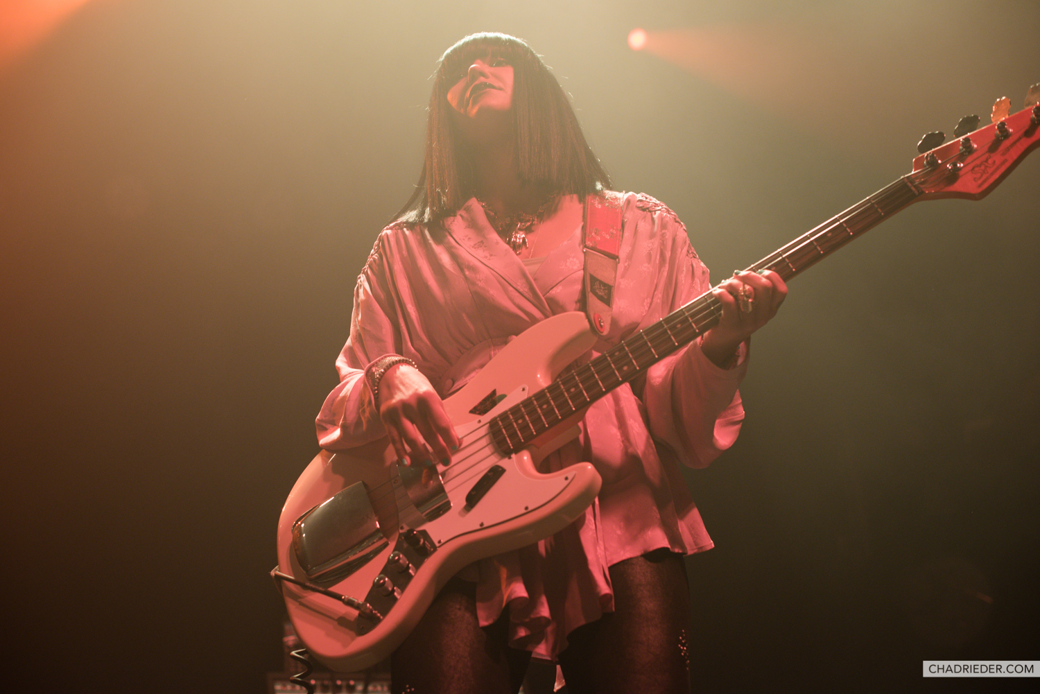 khruangbin Laura Lee bassist