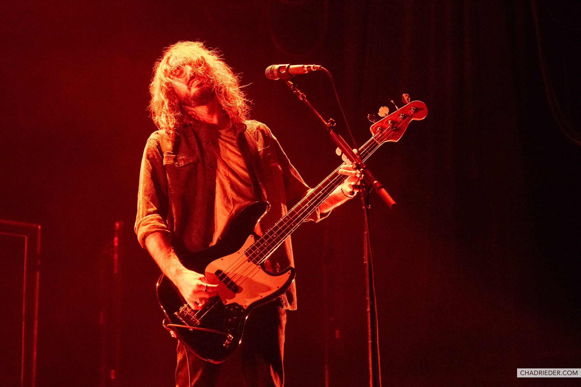 Bones Sloane bassist