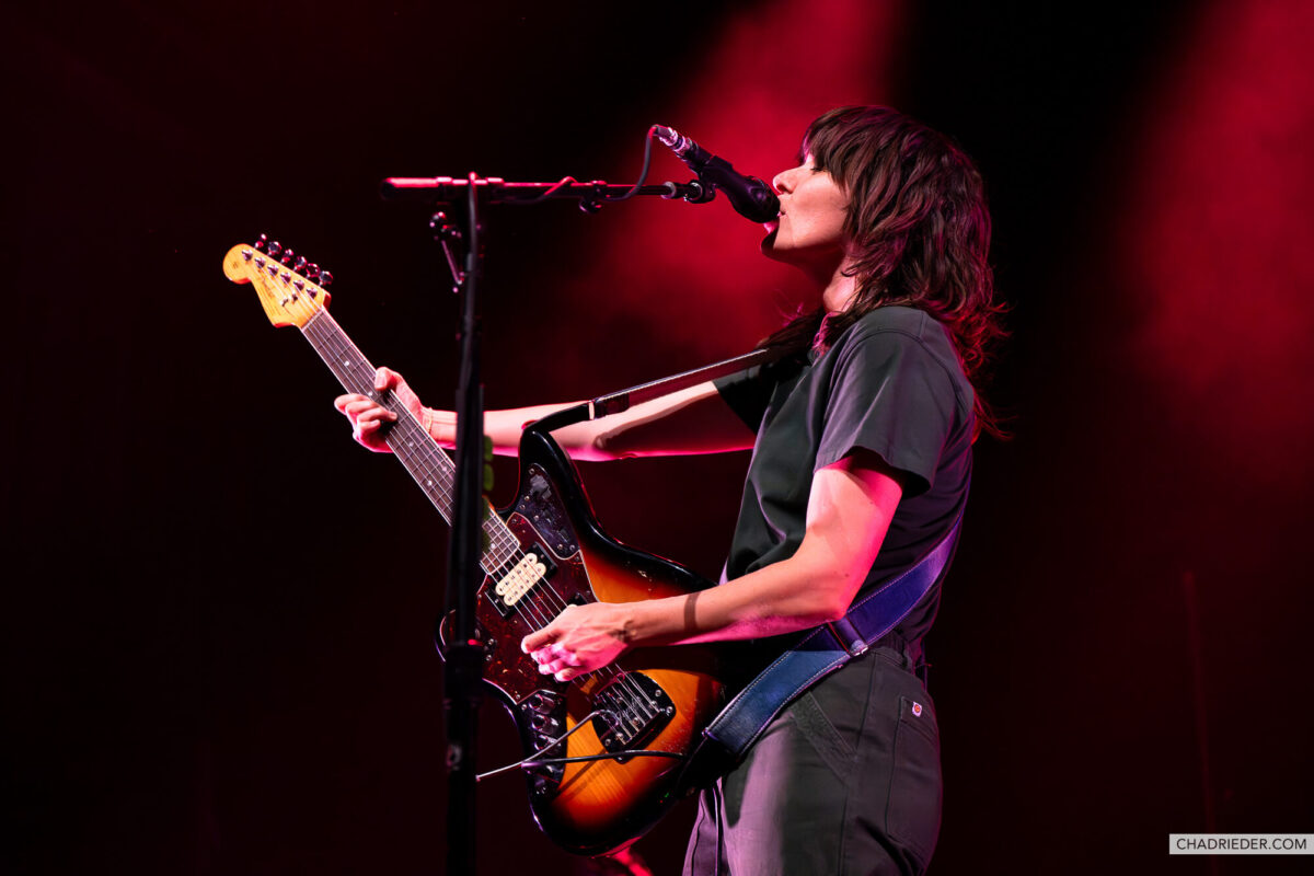 Courtney Barnett live